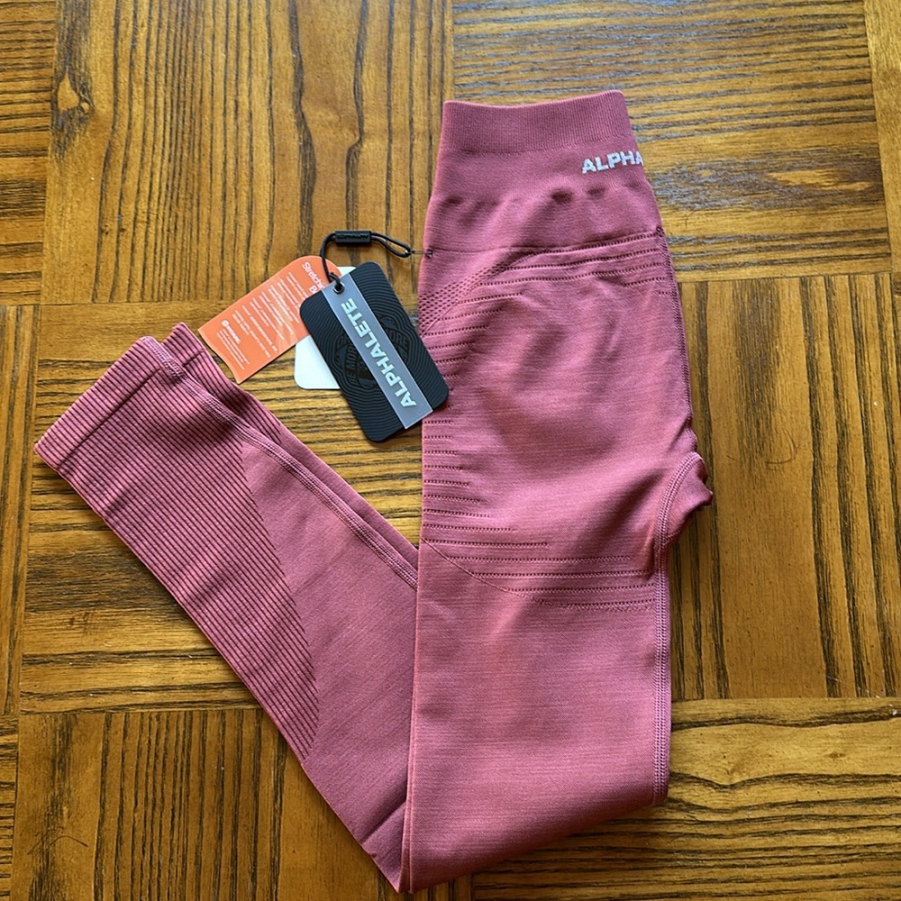 ALPHALETE OZONE LEGGING